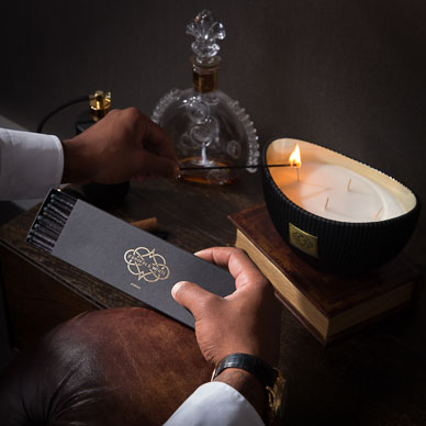 Luxury-Scented-Candles-Lifestyle-Campaign-_.jpg